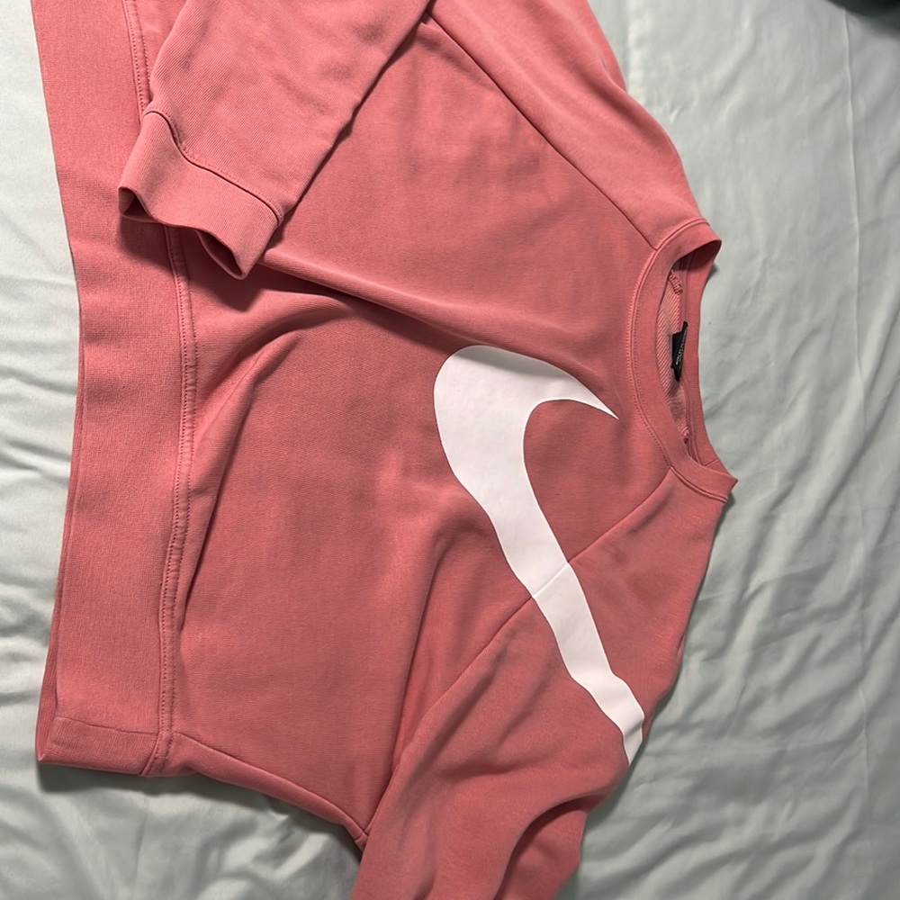 Nike Crop Sweater